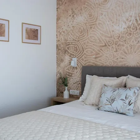 Apartman Srnec - *